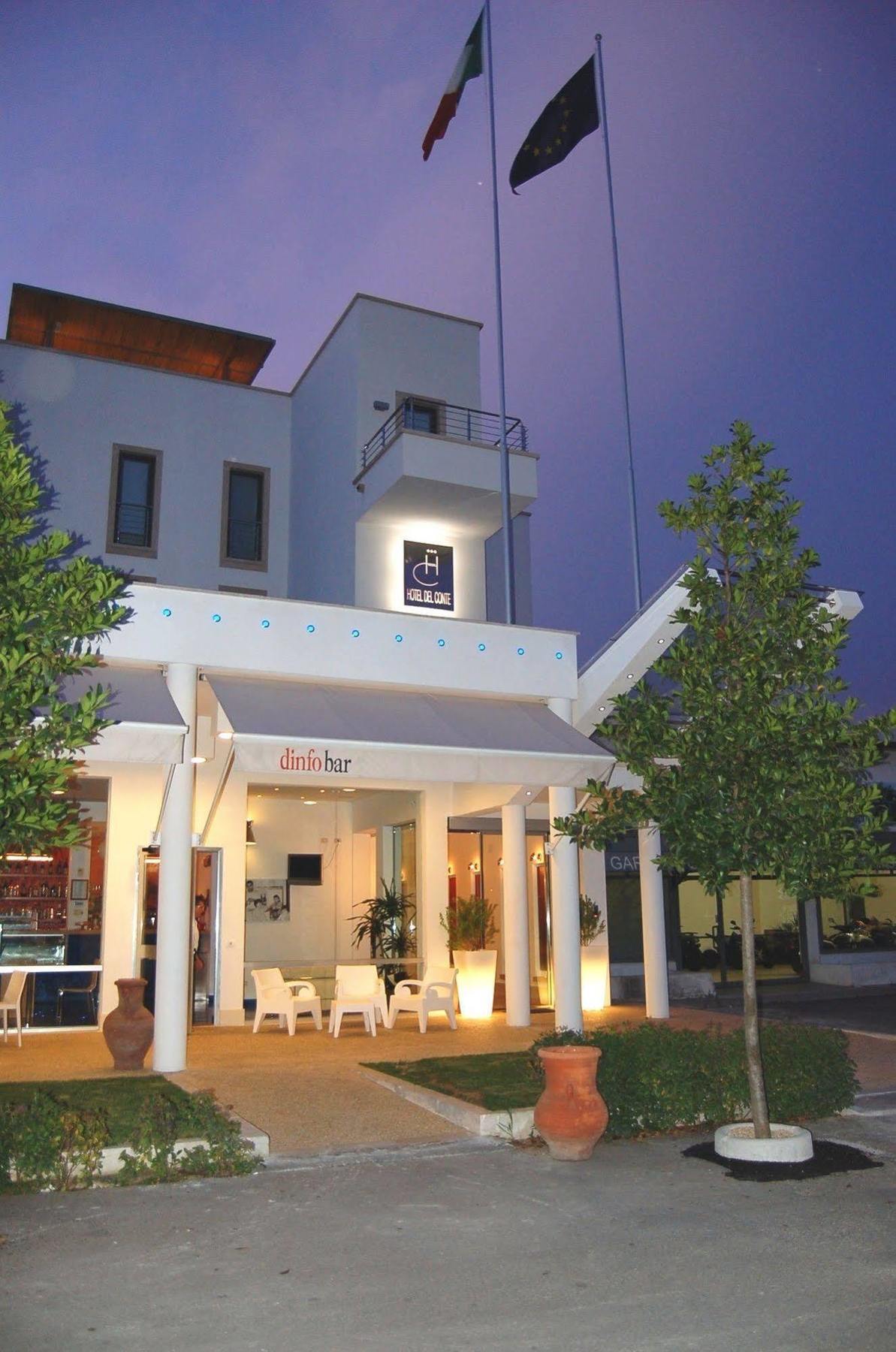 Hotel Del Conte Fondi Luaran gambar